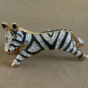 Vintage Zebra Shoulder Brooch Gold Tone Enamel & Rhinestones Pin Fast Shipping